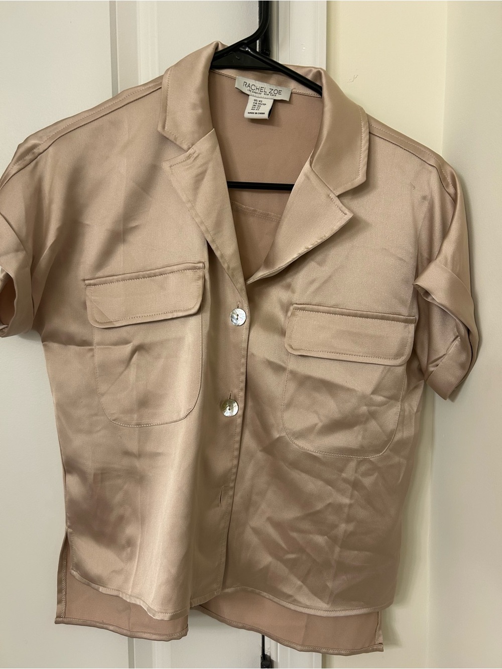 Rachel Zoe Blush Satin Short Sleeve Button Shirt. XS